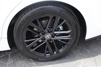 2025 Toyota Camry SE - Photo 11 - Sun Valley, CA 91352