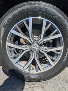 2020 Volkswagen Tiguan SE - Photo 9 - Sun Valley, CA 91352