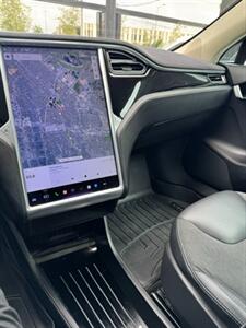 2015 Tesla Model S P90D - Photo 11 - Sun Valley, CA 91352