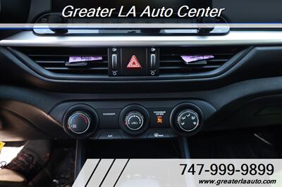 2021 Kia Forte LXS   - Photo 20 - Sun Valley, CA 91352