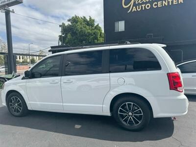 2019 Dodge Grand Caravan GT   - Photo 4 - Sun Valley, CA 91352