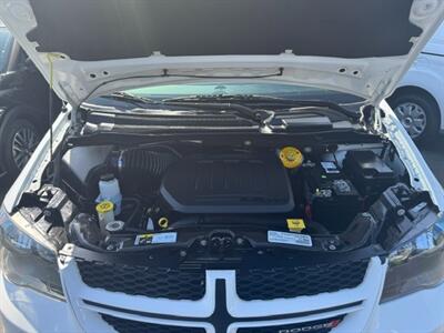 2019 Dodge Grand Caravan GT   - Photo 35 - Sun Valley, CA 91352