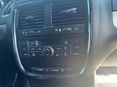 2019 Dodge Grand Caravan GT   - Photo 22 - Sun Valley, CA 91352