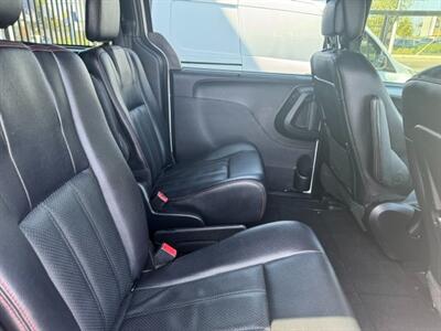 2019 Dodge Grand Caravan GT   - Photo 28 - Sun Valley, CA 91352