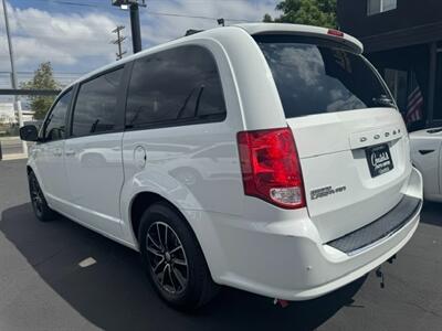 2019 Dodge Grand Caravan GT   - Photo 5 - Sun Valley, CA 91352
