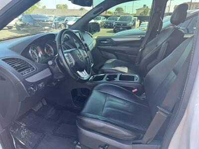 2019 Dodge Grand Caravan GT   - Photo 13 - Sun Valley, CA 91352