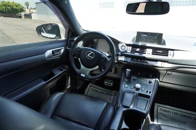 2015 Lexus CT 200h - Photo 23 - Sun Valley, CA 91352