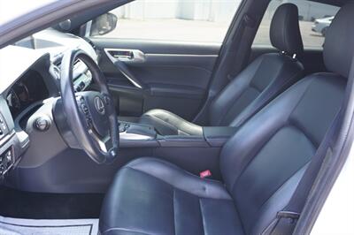 2015 Lexus CT 200h - Photo 25 - Sun Valley, CA 91352