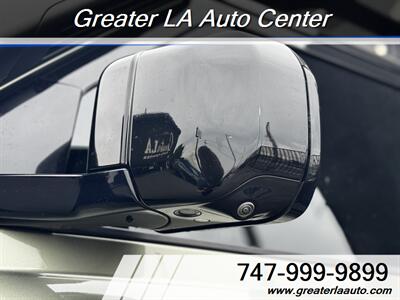 2020 Land Rover Defender 110 X   - Photo 29 - Sun Valley, CA 91352