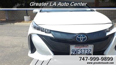 2019 Toyota Prius Prime Premium   - Photo 11 - Sun Valley, CA 91352