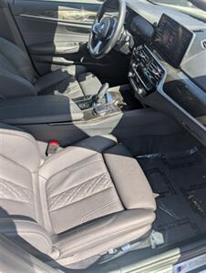 2023 BMW 5 Series 530e - Photo 18 - Sun Valley, CA 91352