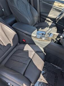 2023 BMW 5 Series 530e - Photo 31 - Sun Valley, CA 91352
