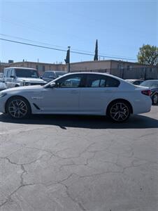 2023 BMW 5 Series 530e - Photo 5 - Sun Valley, CA 91352