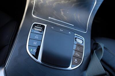 2022 Mercedes-Benz GLC GLC 300   - Photo 11 - Sun Valley, CA 91352