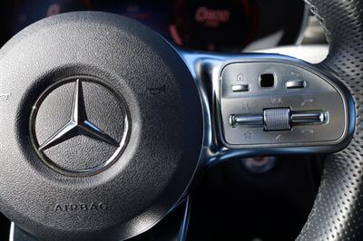 2022 Mercedes-Benz GLC GLC 300   - Photo 9 - Sun Valley, CA 91352