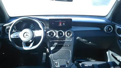 2022 Mercedes-Benz GLC GLC 300   - Photo 7 - Sun Valley, CA 91352