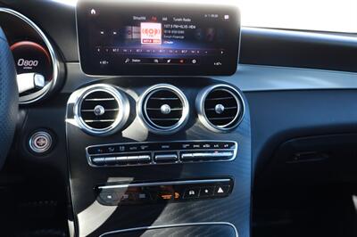 2022 Mercedes-Benz GLC GLC 300   - Photo 10 - Sun Valley, CA 91352