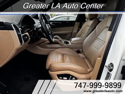 2019 Porsche Cayenne   - Photo 14 - Sun Valley, CA 91352