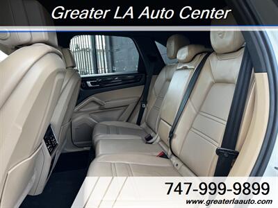 2019 Porsche Cayenne   - Photo 29 - Sun Valley, CA 91352