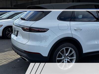 2019 Porsche Cayenne   - Photo 42 - Sun Valley, CA 91352