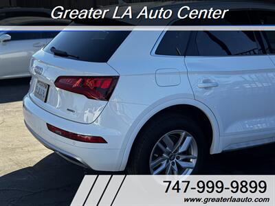 2020 Audi Q5 quattro Premium 45 TFSI   - Photo 36 - Sun Valley, CA 91352