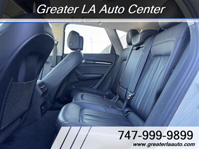 2020 Audi Q5 quattro Premium 45 TFSI   - Photo 25 - Sun Valley, CA 91352