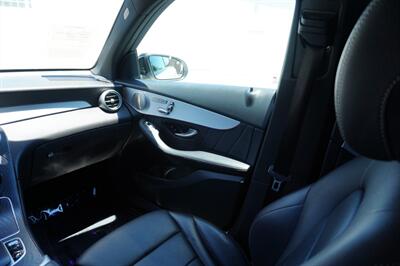 2021 Mercedes-Benz GLC GLC 300 - Photo 26 - Sun Valley, CA 91352