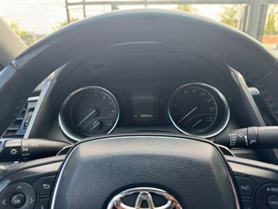 2018 Toyota Camry SE   - Photo 23 - Sun Valley, CA 91352