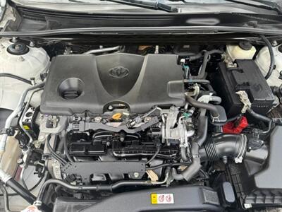 2018 Toyota Camry SE   - Photo 11 - Sun Valley, CA 91352