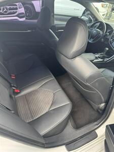 2018 Toyota Camry SE   - Photo 16 - Sun Valley, CA 91352