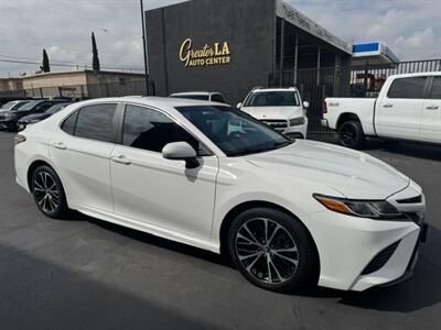 2018 Toyota Camry SE   - Photo 4 - Sun Valley, CA 91352