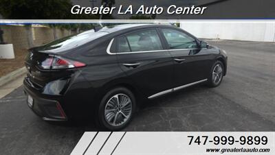 2021 Hyundai IONIQ Plug-in Hybrid Limited   - Photo 8 - Sun Valley, CA 91352