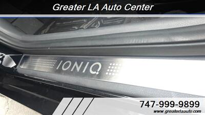 2021 Hyundai IONIQ Plug-in Hybrid Limited   - Photo 39 - Sun Valley, CA 91352