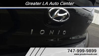 2021 Hyundai IONIQ Plug-in Hybrid Limited   - Photo 7 - Sun Valley, CA 91352