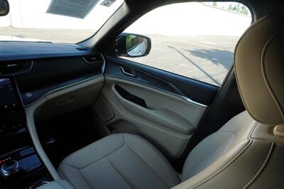 2024 Jeep Grand Cherokee 4xe - Photo 19 - Sun Valley, CA 91352