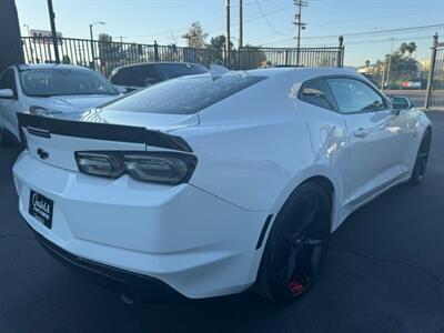 2021 Chevrolet Camaro LT   - Photo 2 - Sun Valley, CA 91352