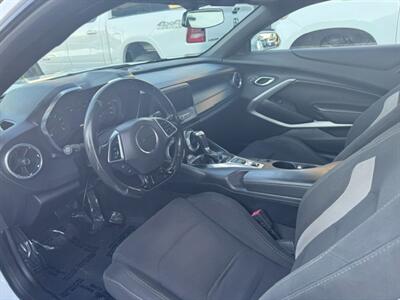 2021 Chevrolet Camaro LT   - Photo 23 - Sun Valley, CA 91352