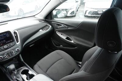2021 Chevrolet Camaro LT   - Photo 14 - Sun Valley, CA 91352