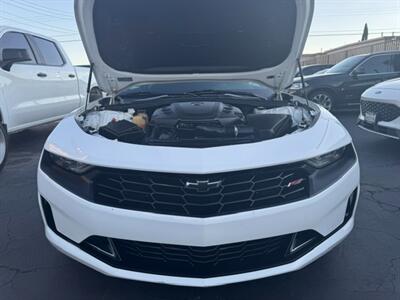 2021 Chevrolet Camaro LT   - Photo 11 - Sun Valley, CA 91352