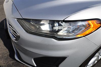 2019 Ford Fusion Hybrid SE - Photo 17 - Sun Valley, CA 91352