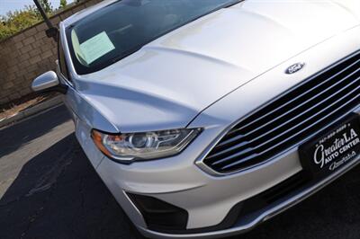 2019 Ford Fusion Hybrid SE - Photo 10 - Sun Valley, CA 91352