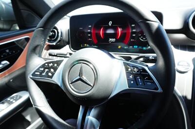 2022 Mercedes-Benz C 300   - Photo 13 - Sun Valley, CA 91352