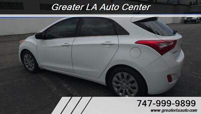 2017 Hyundai ELANTRA GT   - Photo 4 - Sun Valley, CA 91352