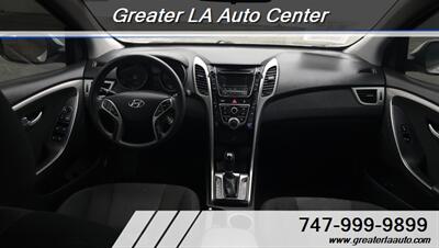2017 Hyundai ELANTRA GT   - Photo 13 - Sun Valley, CA 91352