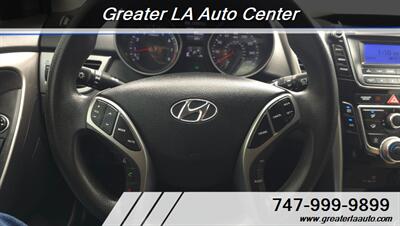 2017 Hyundai ELANTRA GT   - Photo 10 - Sun Valley, CA 91352