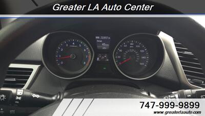 2017 Hyundai ELANTRA GT   - Photo 11 - Sun Valley, CA 91352