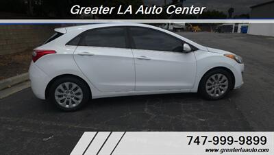 2017 Hyundai ELANTRA GT   - Photo 7 - Sun Valley, CA 91352