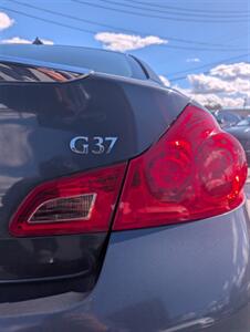 2011 INFINITI G37 Sedan Journey   - Photo 8 - Sun Valley, CA 91352