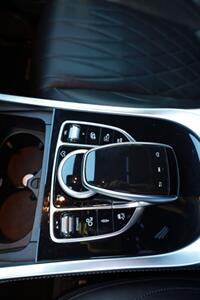 2019 Mercedes-Benz AMG G 63   - Photo 16 - Sun Valley, CA 91352