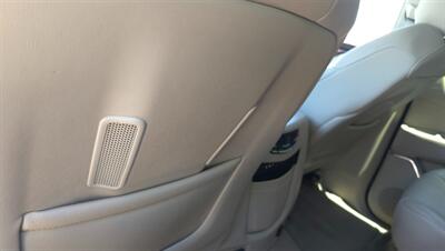 2015 Cadillac Escalade Premium - Photo 26 - Sun Valley, CA 91352